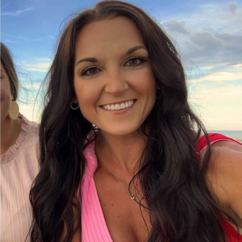 Meet your Posher, Bobbi